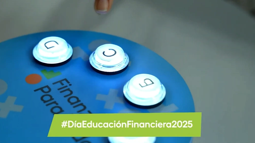 Custom Vote Ilumina la Final del Concurso de Educación Financiera 2025